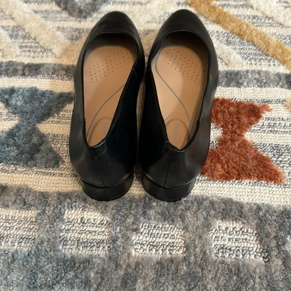Easy Spirit Caldise Leather Low Heel Dress Shoes