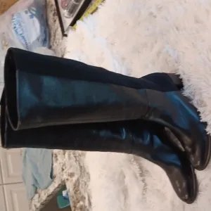 ECCO Black Low Heel Boots Leather &amp; Fabric EU 39 / US Size 8 - 8.5  NEW