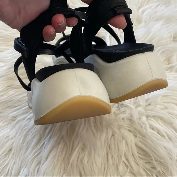 Ecco chunky black white platform comfort sandals size 38‎