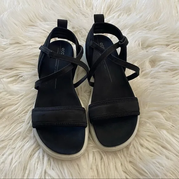 Ecco chunky black white platform comfort sandals size 38‎