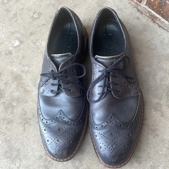 Ecco Vitrus Dress Shoes! Size 11.5