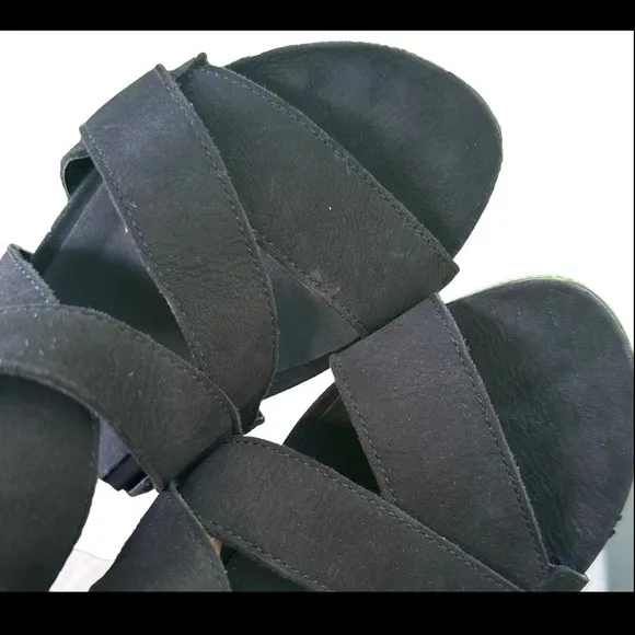 Eileen Fisher Boost Nubuck Suede  6 Gladiator Platform Sandals Black platform