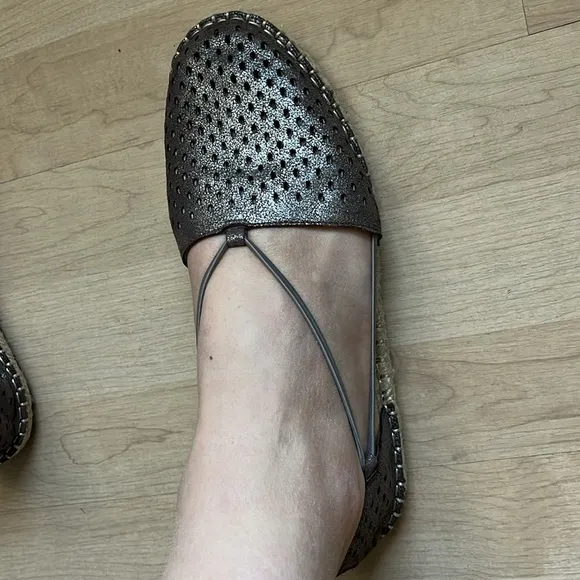 Eileen Fisher Lee 2 Espadrille Sandals in gray neutral metallic bungee size 9