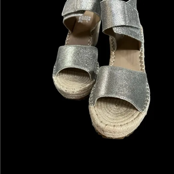 Eileen Fisher NWOT espadrille sandals wedged women size 6  metallic white gold