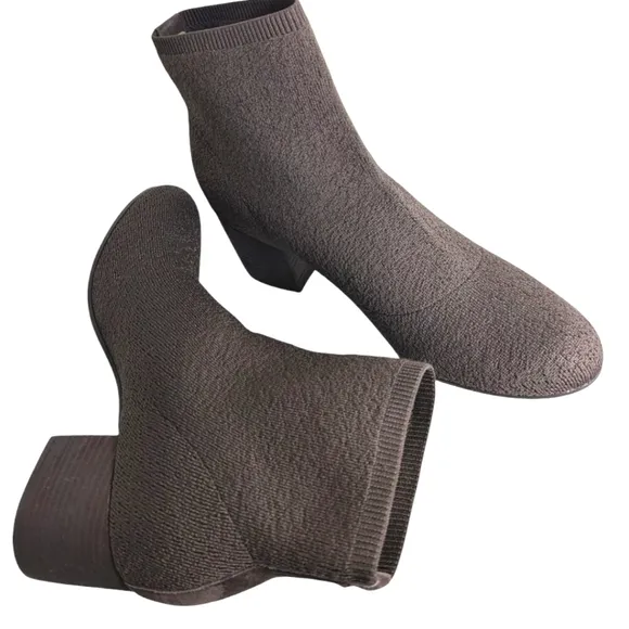 Eileen Fisher Oriel Recycled Brown Ankle Boots...Size 10