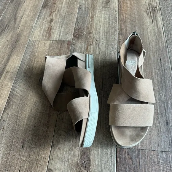 Eileen Fisher sport wedge platform suede sandals size 9.5