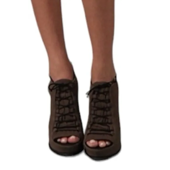 Elizabeth and James Margo Lace Up Platform Stiletto Sandals Size 7.5