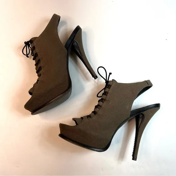 Elizabeth and James Margo Lace Up Platform Stiletto Sandals Size 7.5