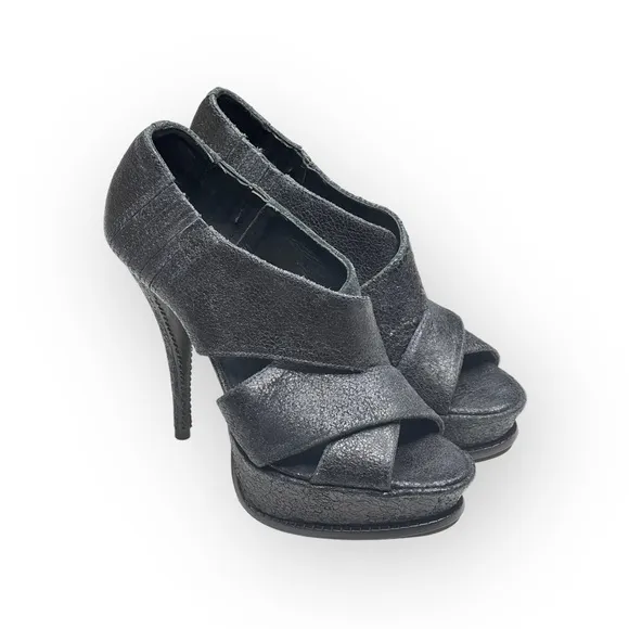 Elizabeth and James 𒀭 Milla Platform Stiletto Heel Sandal 𒀭 Black Sheen 𒀭7.5M