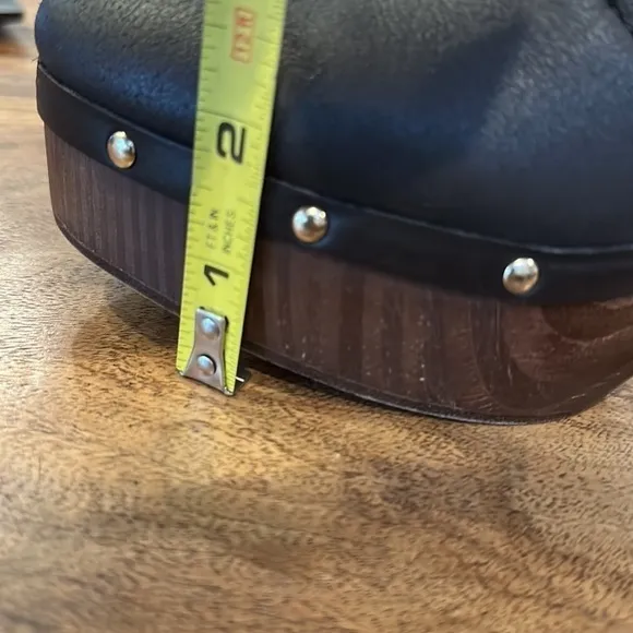 Ellie Tahari Shelly Clog Boots 37