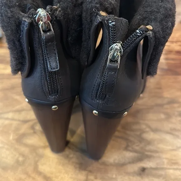 Ellie Tahari Shelly Clog Boots 37