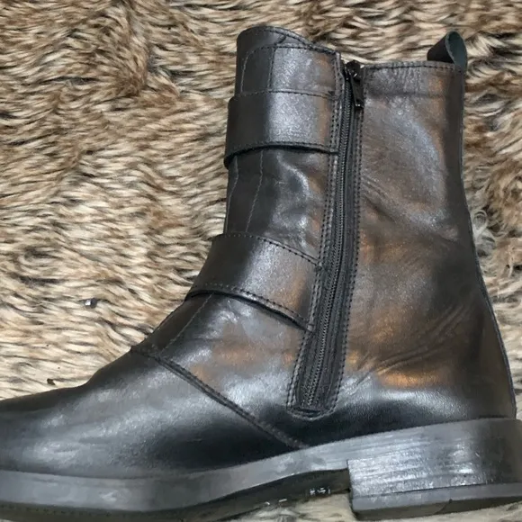Emanuele Castro Italian two buckle boots Size 40/US10