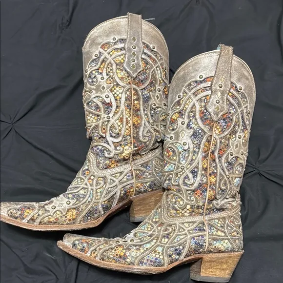 Embellished Western Boots - Gray and Brown