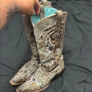 Embellished Western Boots - Gray and Brown
