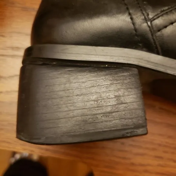 Enzo Angiolini Leather Boots!