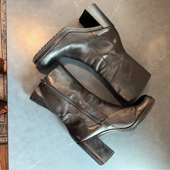 Enzo Angiolini sz 10 Avow black leather block heel ankle boots