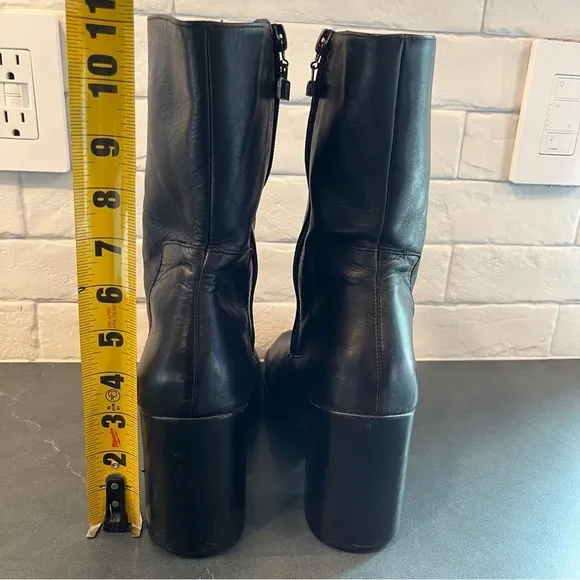 Enzo Angiolini sz 10 Avow black leather block heel ankle boots