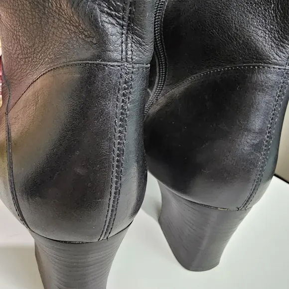 Etienne Aigner Black Leather Low Heeled Tall Boots Size 10.5