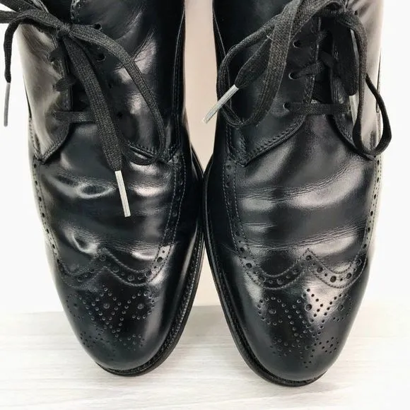 ET Wright Mens Size 10.5‎ B Dress Shoes Black Leather Wingtip Lace Up Shoes