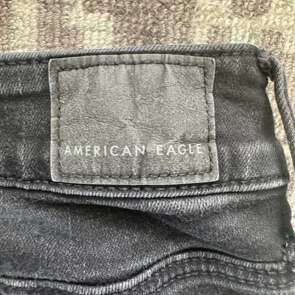 EUC 6L Long Black American Eagle Next Level Stretch Low Rise Jegging Skinny Jean