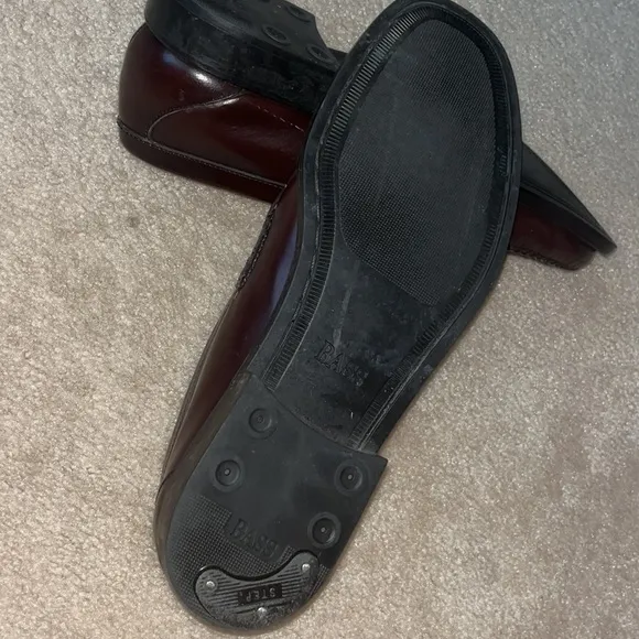 EUC Bass, penny loafers, men’s, size 11 D, brown, leather, slip on