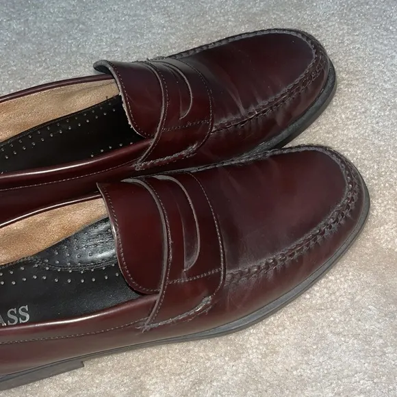 EUC Bass, penny loafers, men’s, size 11 D, brown, leather, slip on