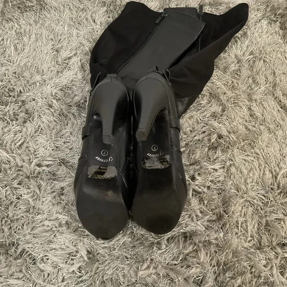 EUC Faux leather Forever Black Platform Knee High Boot