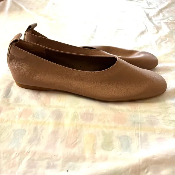 Everlane The Day  Glove Italian Tan Leather Ballet Flats SZ 8 NWT