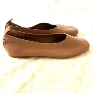 Everlane The Day  Glove Italian Tan Leather Ballet Flats SZ 8 NWT