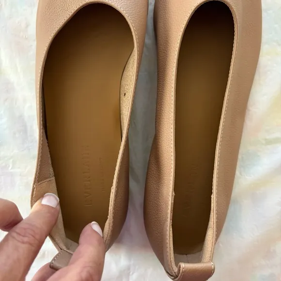 Everlane The Day  Glove Italian Tan Leather Ballet Flats SZ 8 NWT