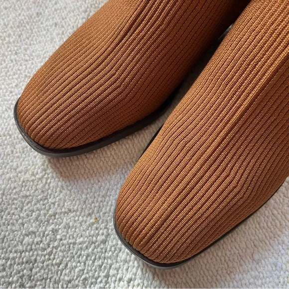 Everlane The High-Ankle Glove Boot in ReKnit Toffee Brown • Size 8