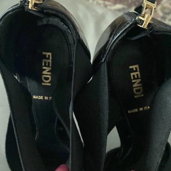FENDI Black Patent Leather Stiletto Heels🖤🖤🖤