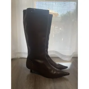 Fendi Heel Stub Heel Brown Leather High Top Boots Laced Up