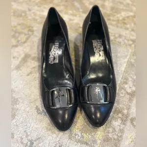 Ferragamo Black Leather Heel Shoes Silver Buckle Logo