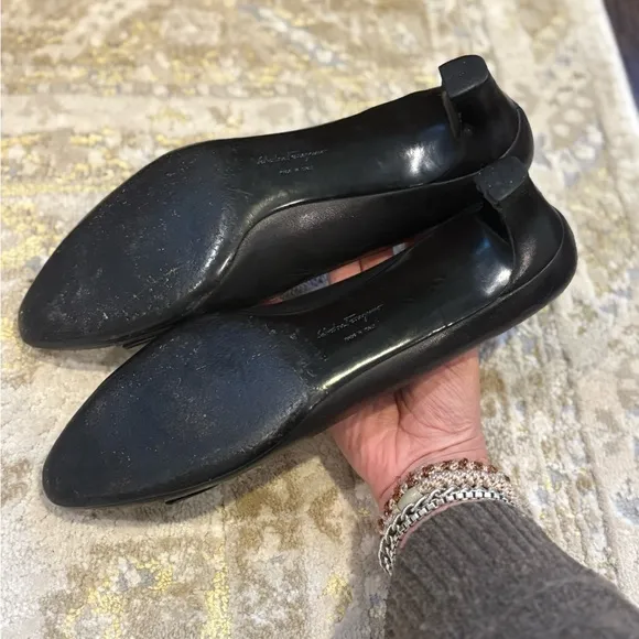 Ferragamo Black Leather Heel Shoes Silver Buckle Logo