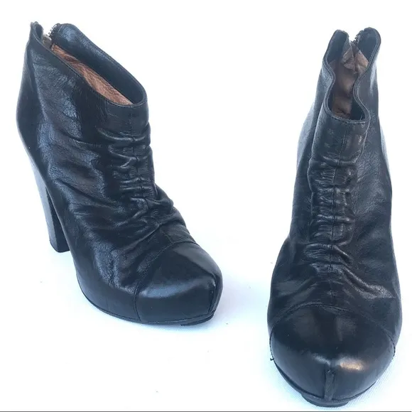 FIORENTINI &amp; BAKER black heel boots 35 5 leather