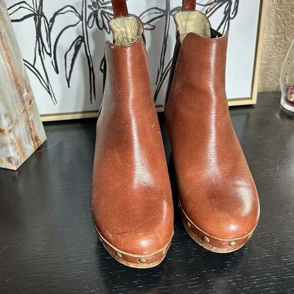 Five worlds cordani leather Chelsea boots cognac studded wood wedge 6