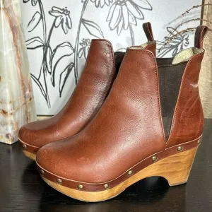 Five worlds cordani leather Chelsea boots cognac studded wood wedge 6
