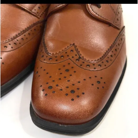 Florsheim Oxford Reveal Wingtip Jr. Leather Dress Shoes‎ Boy size 2M