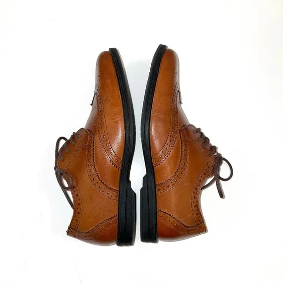 Florsheim Oxford Reveal Wingtip Jr. Leather Dress Shoes‎ Boy size 2M