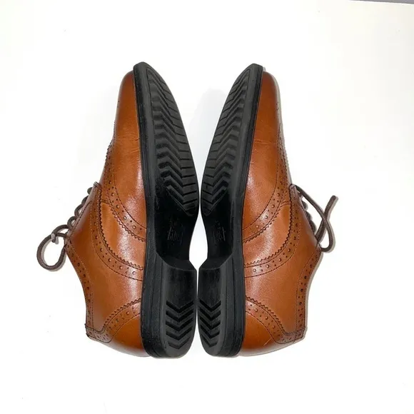 Florsheim Oxford Reveal Wingtip Jr. Leather Dress Shoes‎ Boy size 2M