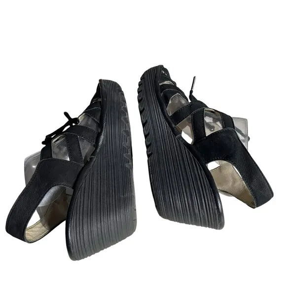 FLY LONDON Black Sandals Wedge Heel Strappy Yapi Lace Up Leather Size 38