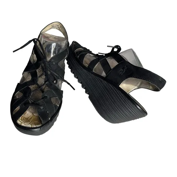 FLY LONDON Black Sandals Wedge Heel Strappy Yapi Lace Up Leather Size 38