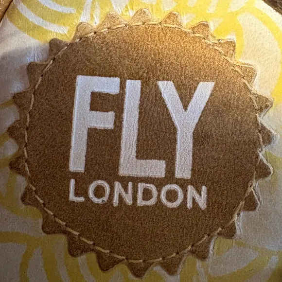 FLY LONDON YANI Fabulous Peep Toe Wedge Shoes Mustard Leather Size 39