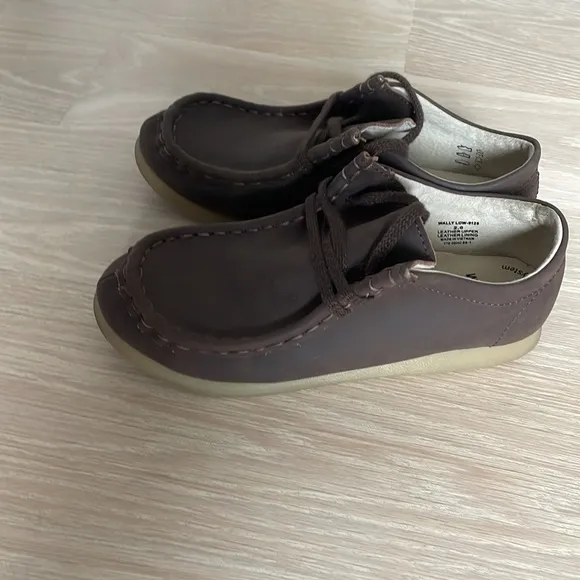 Footmates Brown Dress Shoes