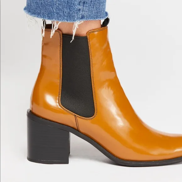 FP X Farylrobin Vegan Midtwon Heel Boot size 7