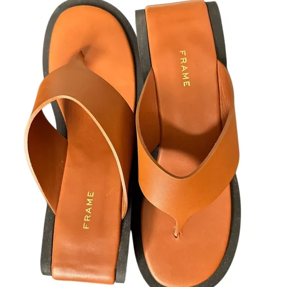 Frame Le Ocean Platform Leather Sandals $298