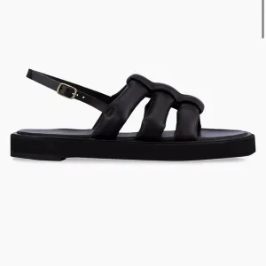 FrameLe Weston Platform Sandal. NEW IN DUSTBAG! Size 39 / 8.5