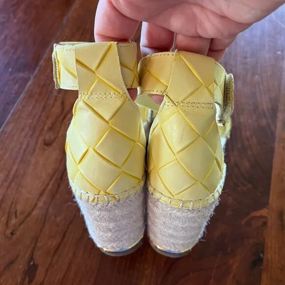 Franco Sarto Butter Yellow Basket Weave Woven Espadrille Wedge Sandals Size 8