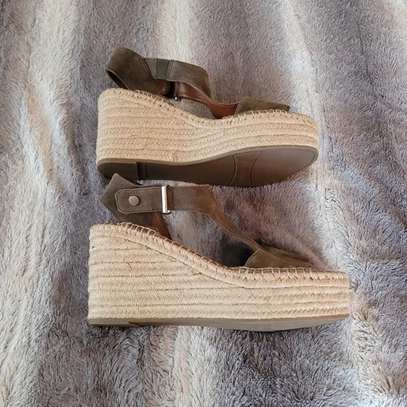 Franco Sarto Espadrille Wedge sandals NWOT SIZE 9.5